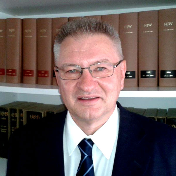 Fachanwalt Schmid